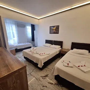  Hotel Alis